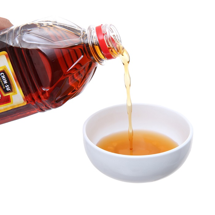 Sản phẩm thật màu nâu cánh gián, Nam Ngư nước mắm giả có thể có màu xanh xám.
