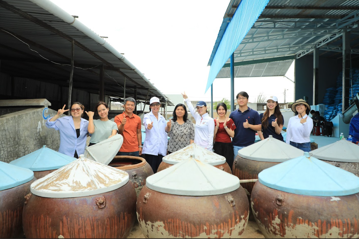 Thành phần trong nước mắm Nam Ngư thu mua đảm bảo hàm lượng dinh dưỡng, tiêu chuẩn an toàn