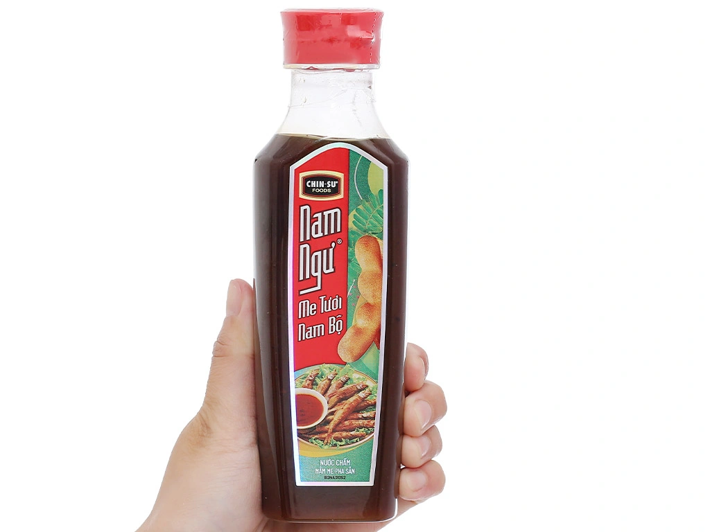 Nam Ngư mắm me chua ngọt kích thích vị giác.